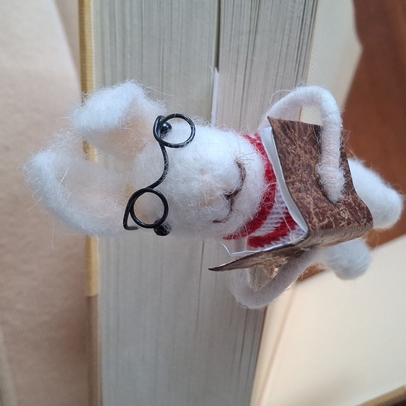 NIB Felted Rabbit Bookmark - Picture 3 of 5